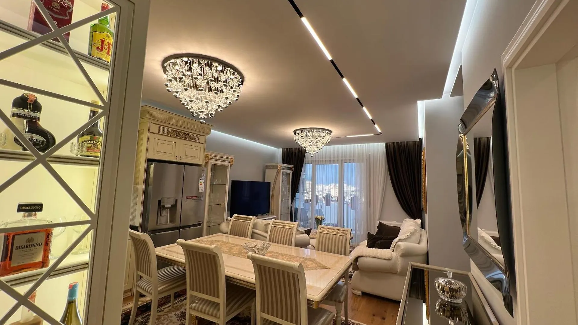 Aparthotel City Center Appartment Durres