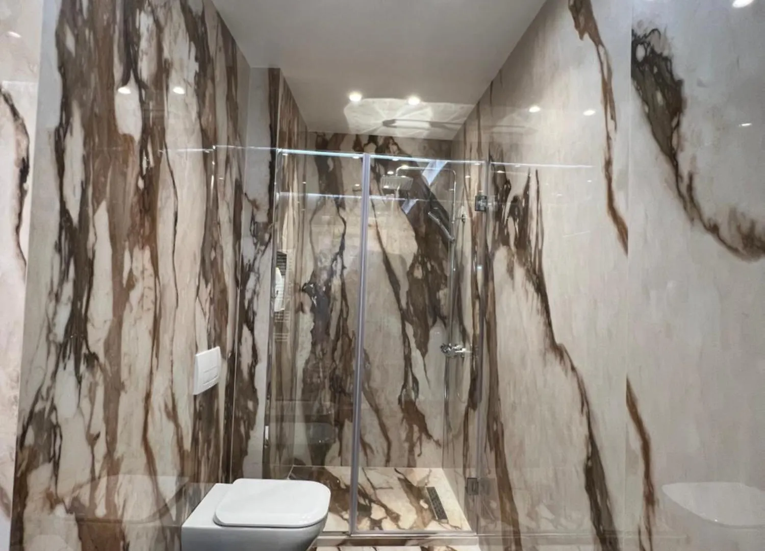 City Center Appartment Durres Aparthotel