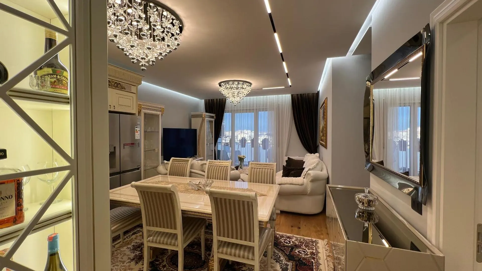 City Center Appartment Durres Aparthotel